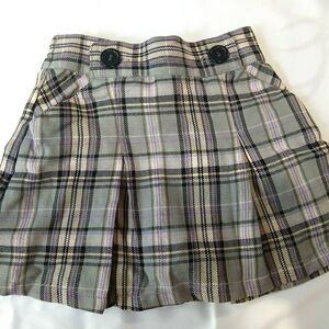 2 skorts and 2 leggings